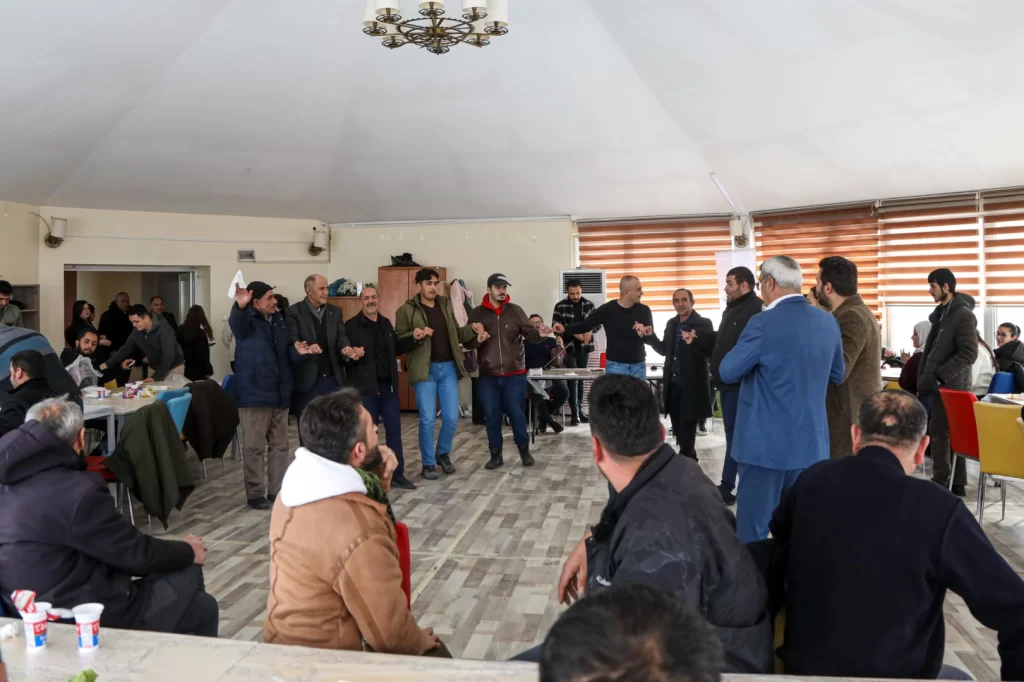 Engelli bireyler sıra gecesinde coştu