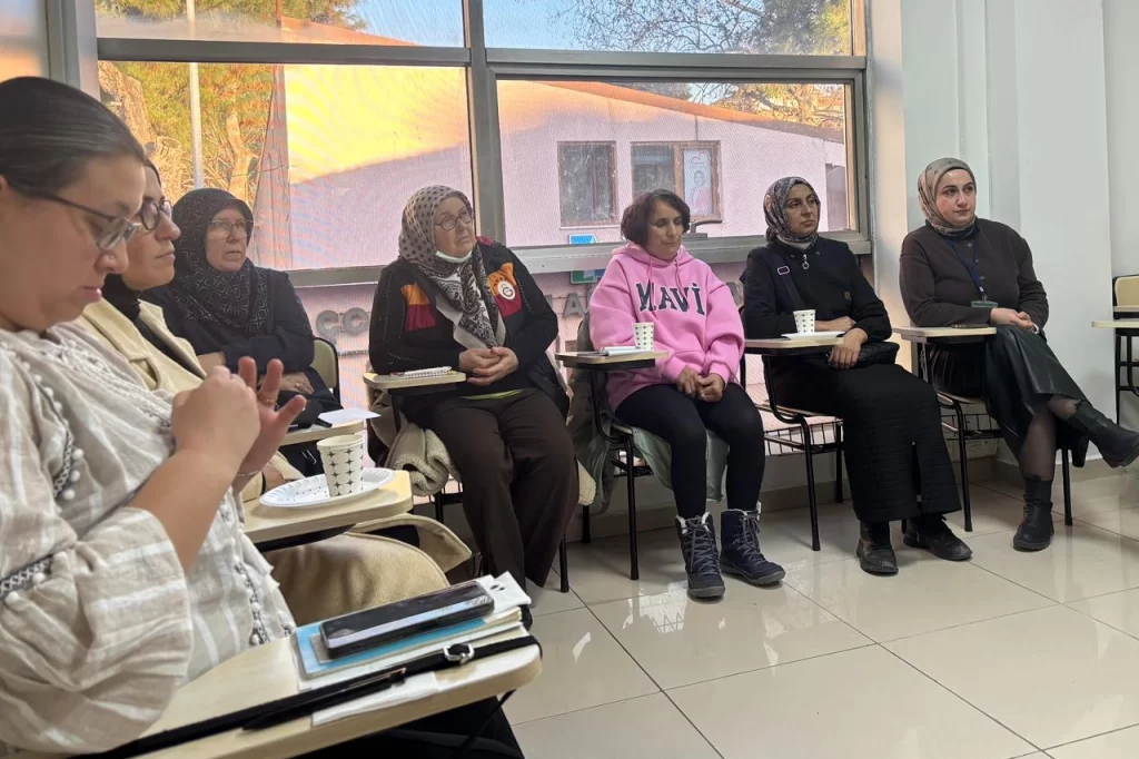 Engelsiz Ebeveyn Akademisi’nde dijital dünyada güvenli rehberlik