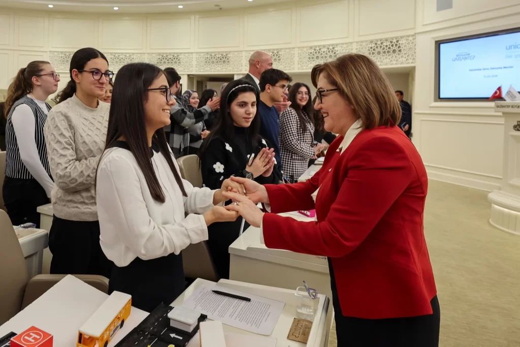 Gaziantep’te ‘Genç Danışma Meclisi’ toplandı