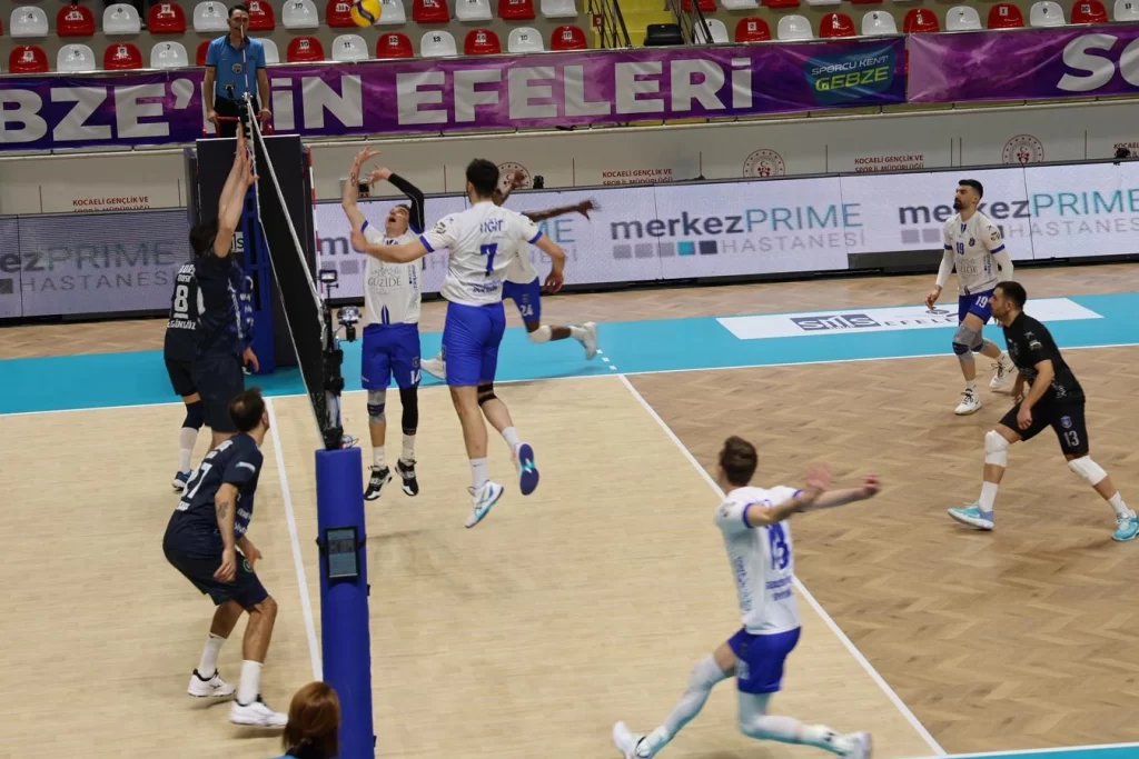 Gebze Belediyesi Spor Kulübü’nden Efeler’de kritik galibiyet