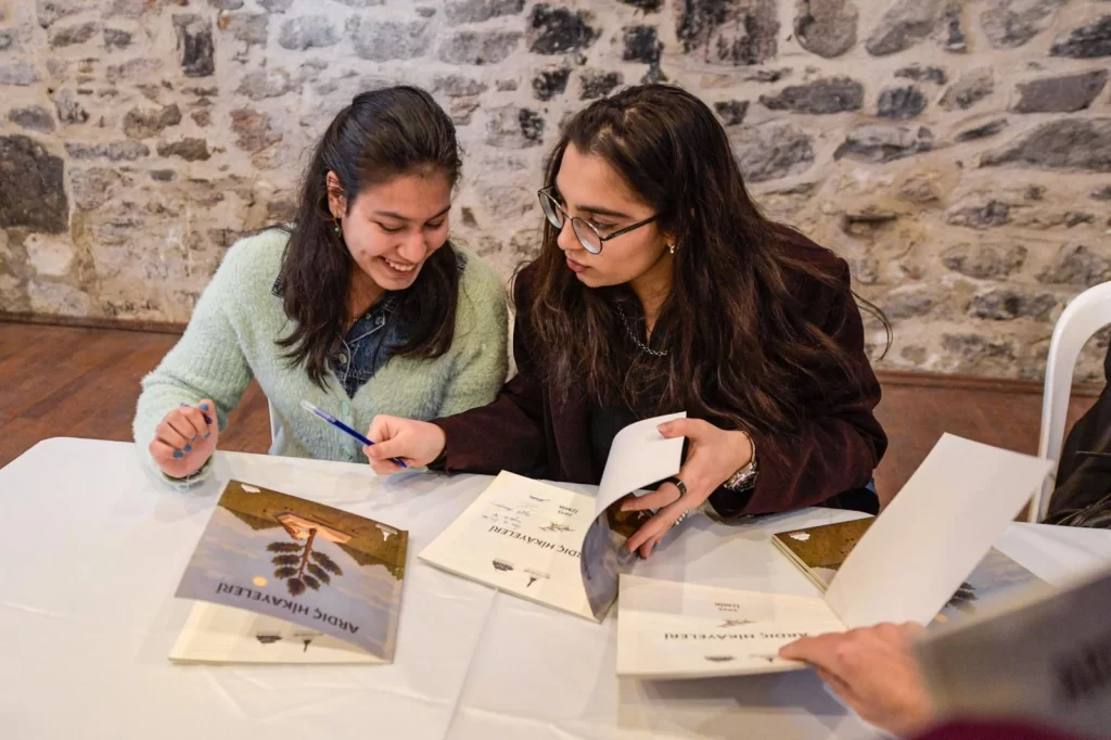 İzmir’de ‘Ardıç Projesi’ kitaplaştı