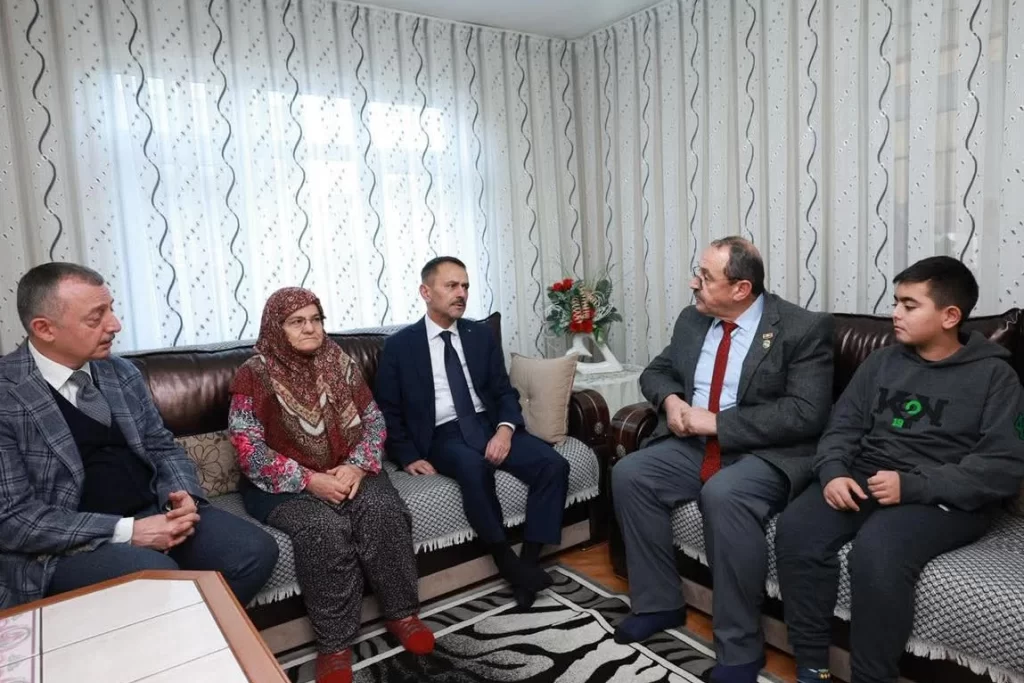 Kocaeli’de ilk ziyaret şehit ailelerine yapıldı