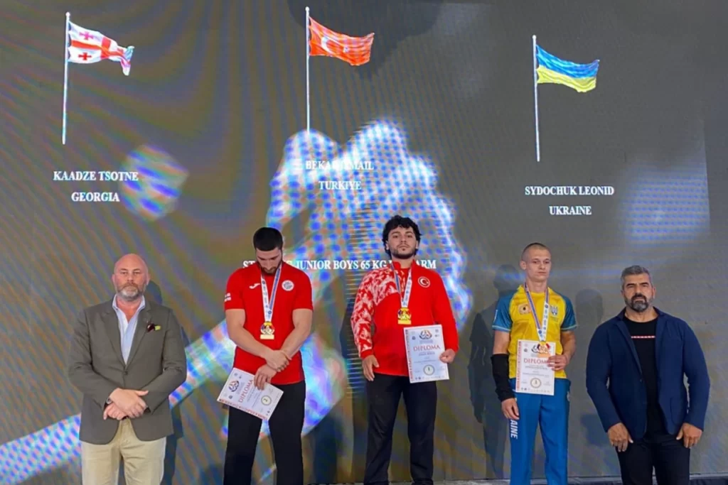 Kocaeli’de Kağıtspor, 2025’i 317 madalya ile taçlandırdı