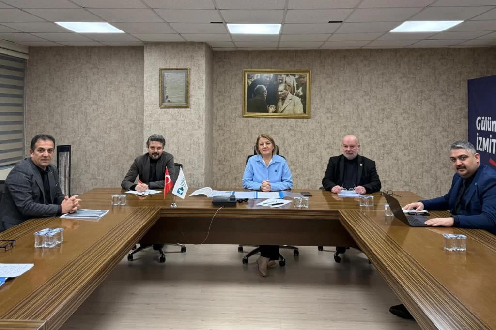 Kocaeli İzmit’te gençlik ve spor çalışmaları masaya yatırıldı