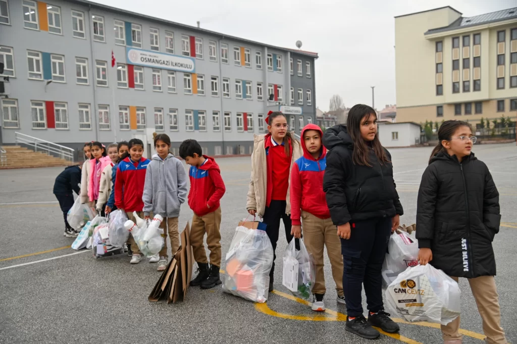 Konya Selçuklu’da okullar ‘sıfır atık’ için yarışıyor