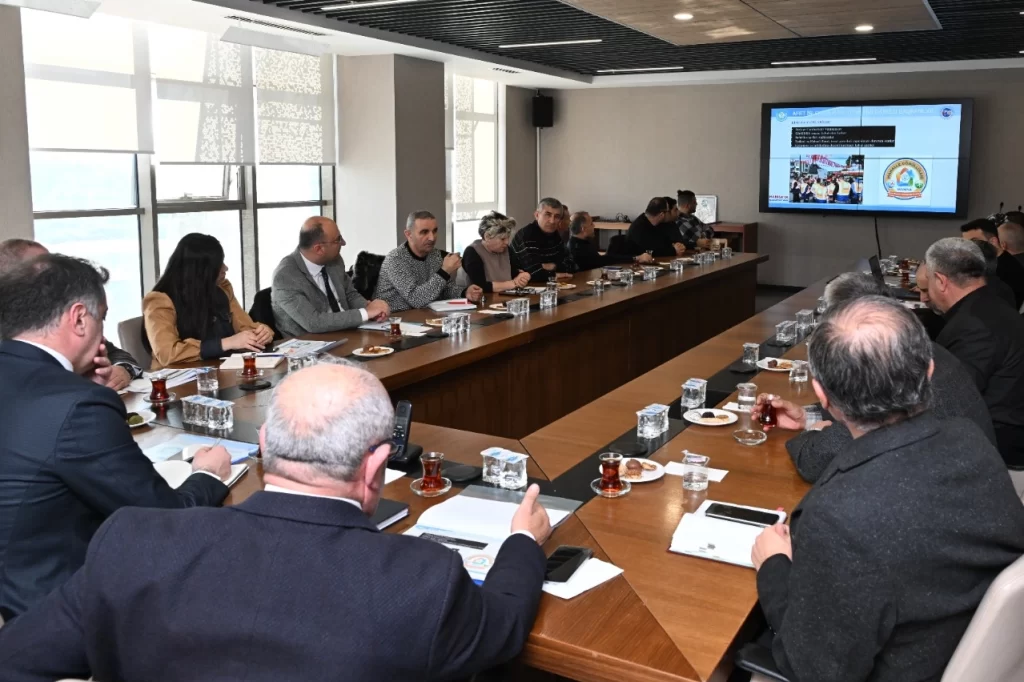 Manisa’da afetlere karşı yerel hamle