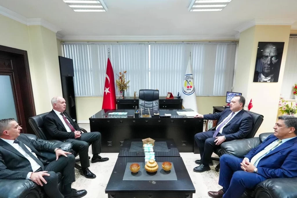 Manisa’da pazaryerlerine modernizasyon müjdesi