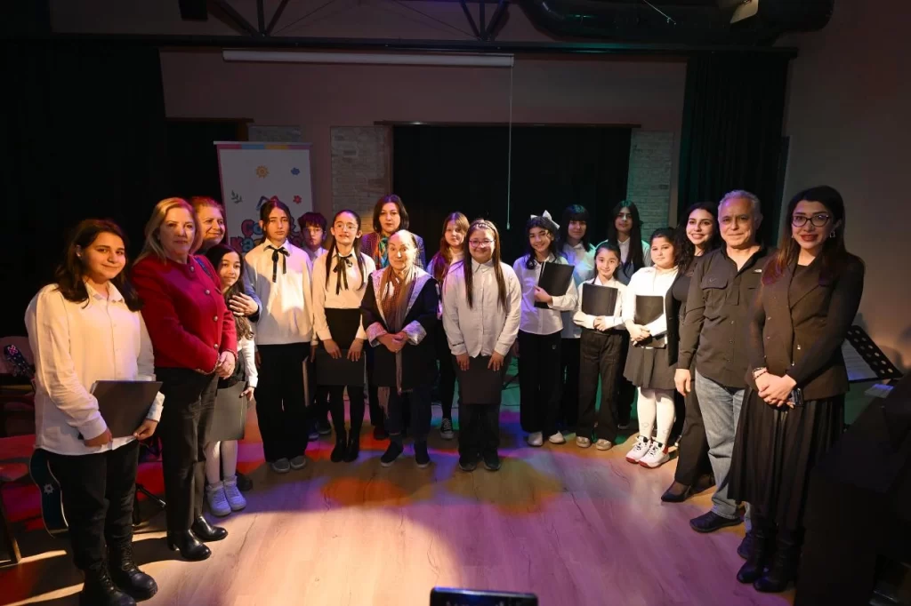 Mersin’de Çocuk Kampüsü öğrencilerinden sanat şöleni