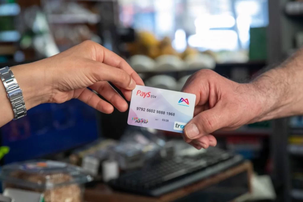 Mersin’de yurttaşlara ve öğrencilere destek