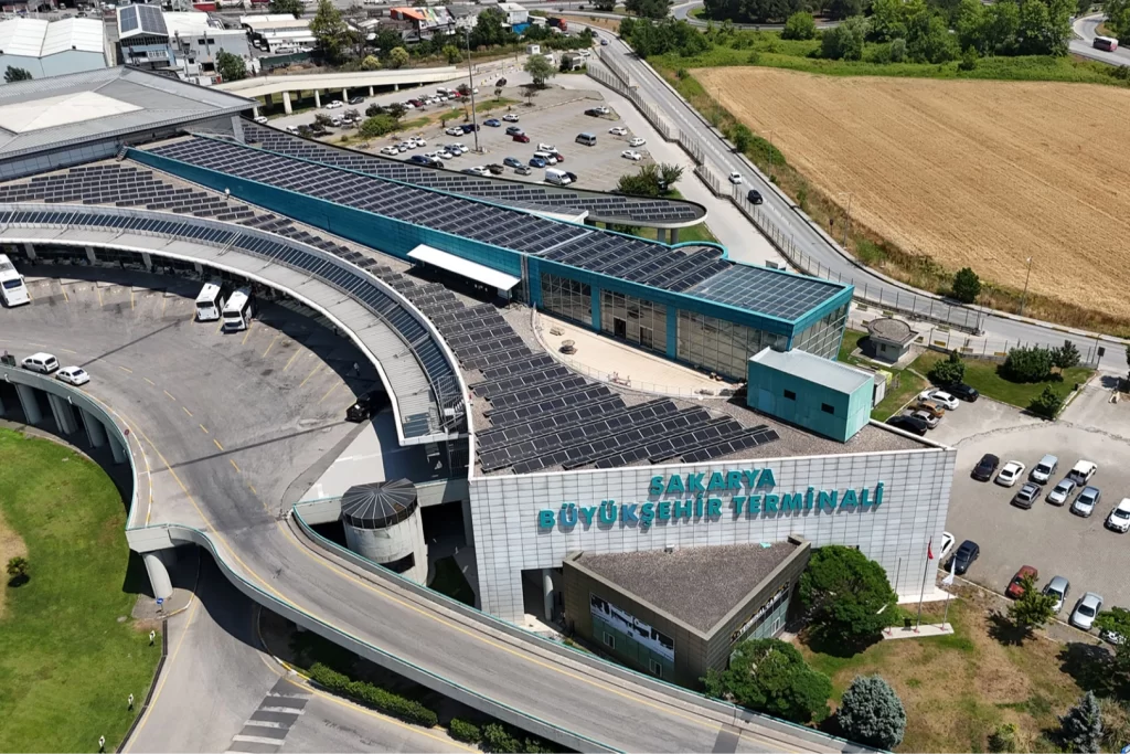 Sakarya’dan sürdürülebilirlik hamlesi… Terminal GES binalarına hizmet üretiyor