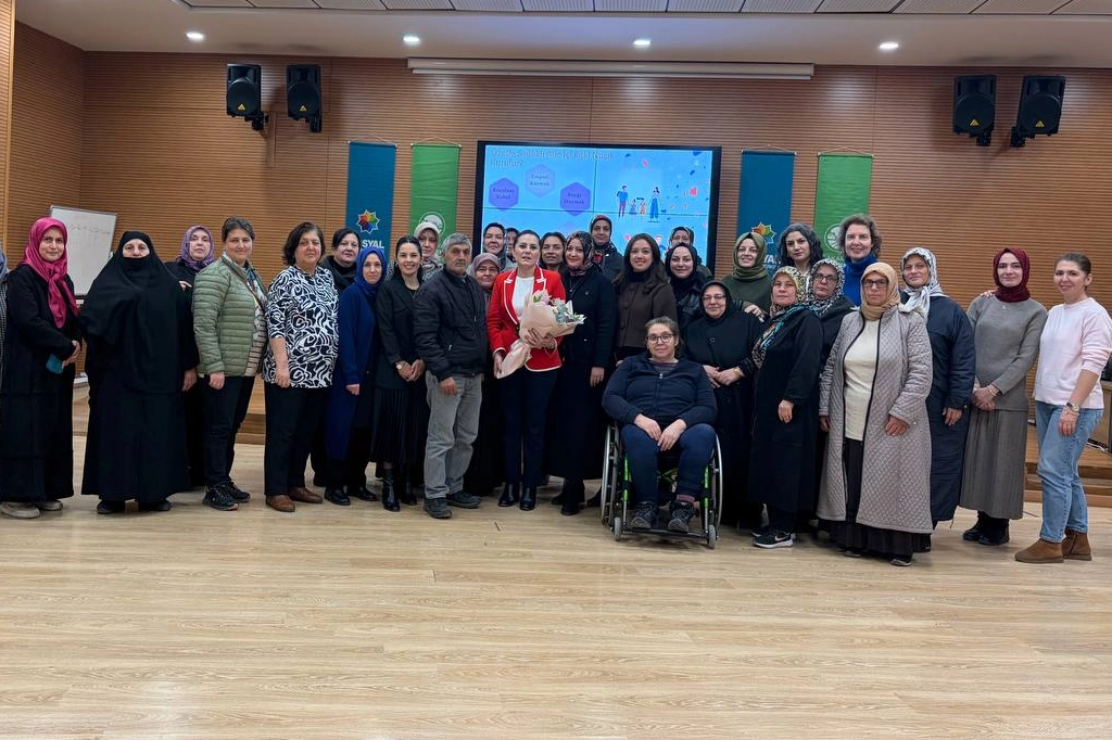 Sakarya SGM’de ‘ailede sağlıklı iletişim’ konuşuldu