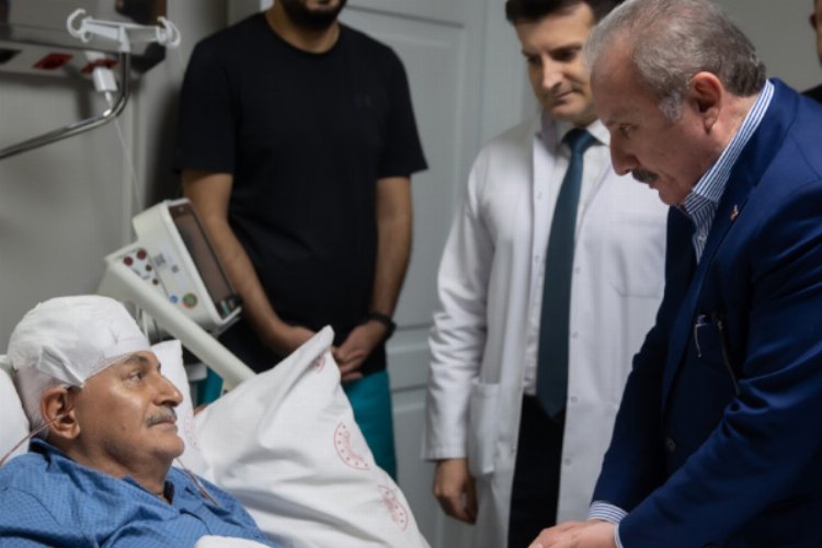 Şentop, Binali Yıldırım’ı hastanede ziyaret etti