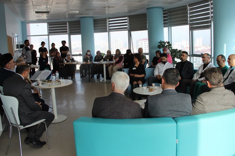 Sivas’ta hastalara ‘ney’ eşliğinde tedavi