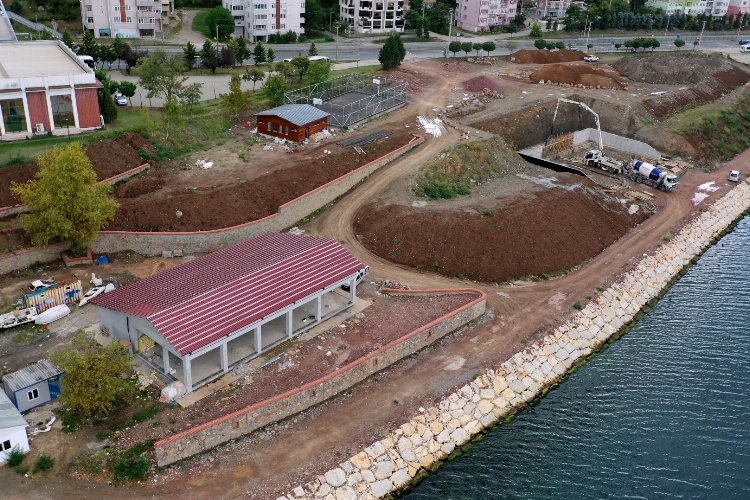Kocaeli’de Değirmendere-Halıdere sahilinde çalışmalar sürüyor
