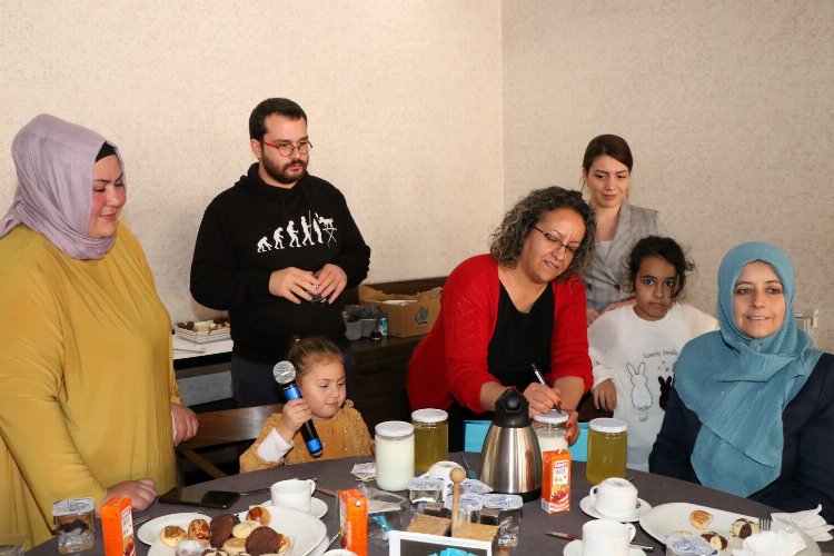 Kocaeli’de ‘Mayalama Atölyesi’ mutlu ediyor