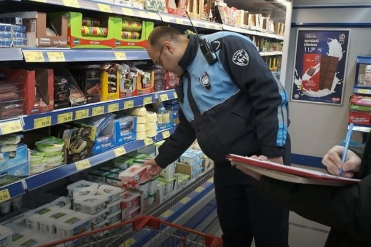 Bursa Mustafakemalpaşa’da zincir marketler mercek altında