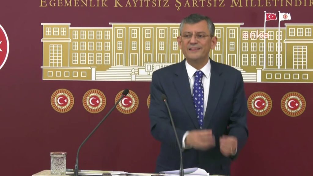 ÖZGÜR ÖZEL BASIN TOPLANTISI