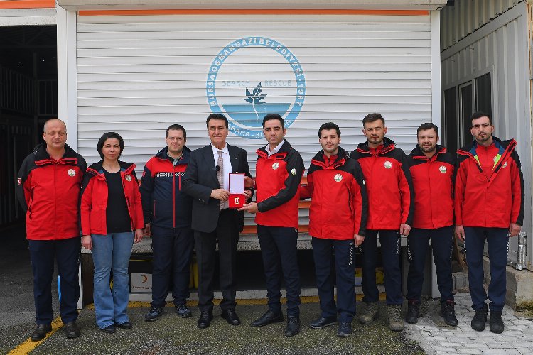 Bursa Osmangazi’nin deprem kahramanlarına büyük onur