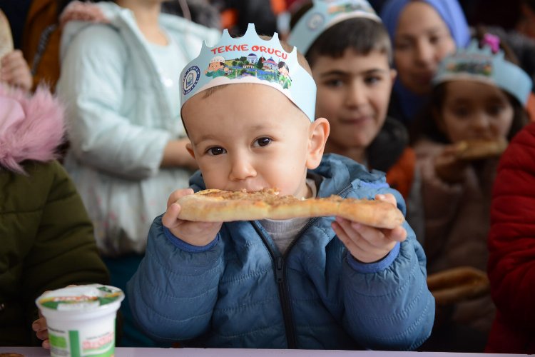 Bursa Yıldırım’da çocuklar için iftar vakti