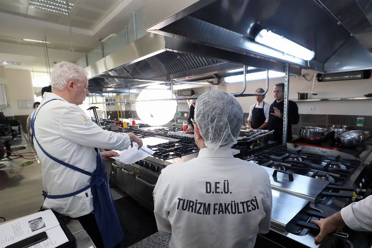 ‘Sağır Şefler Dünya Mutfağını Öğreniyor’