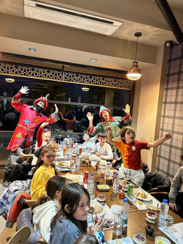 Şehrin Mutfaklarında ‘Hacivat ve Karagöz’ var