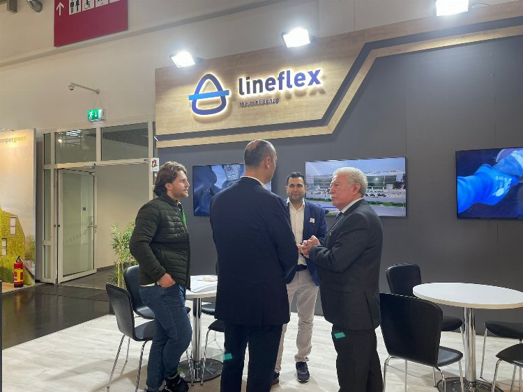 Ak-İzo Almanya’daki fuarda büyük ilgi gördü