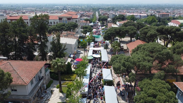 Bayındır Çiçek Festivali’nde son gün yoğunluğu