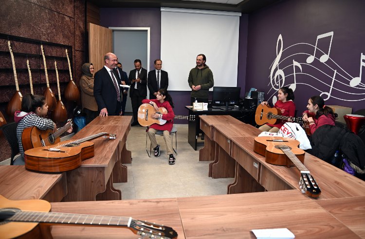 Beyhekim donanımlı bireyler yetiştiryor