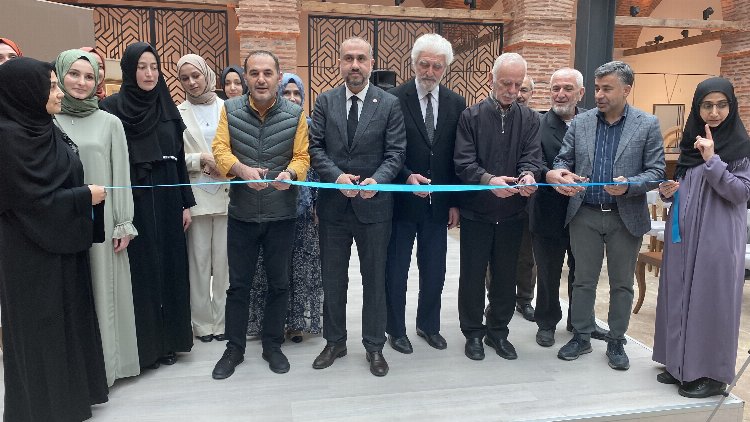 Bursalılar tezhip sergisinde buluştu