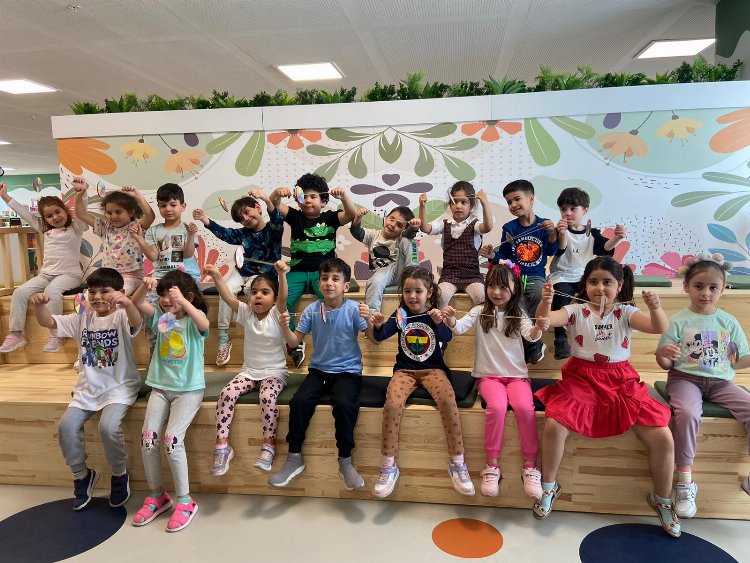 Muğla’da minikler ‘oyuncak yapımı’ öğreniyor