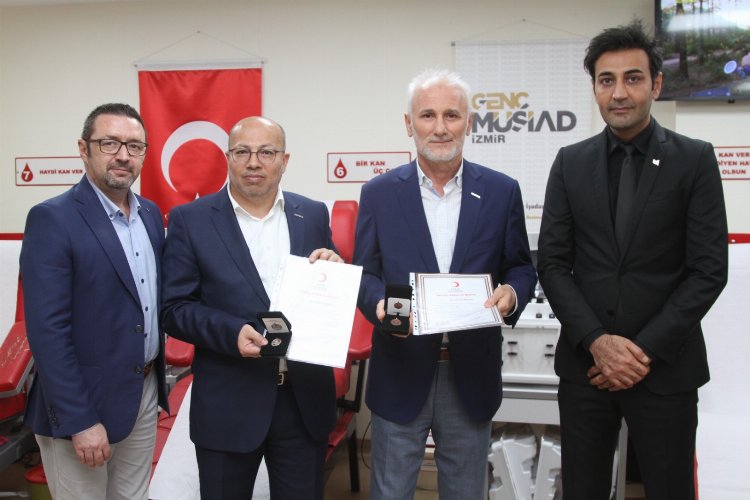 MÜSİAD İzmir’de kan bağışı