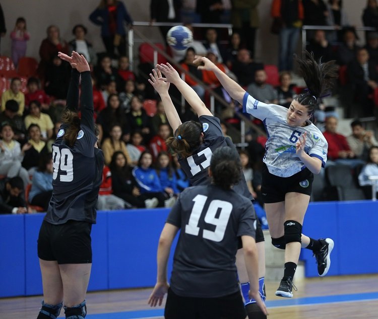 Poyraz’ın Kızları hız kesmiyor