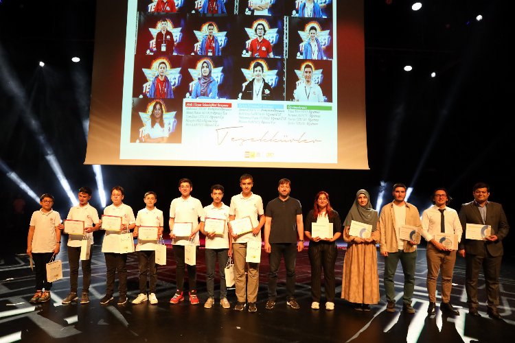 Genç KOMEK’lerde coşkulu kapanış