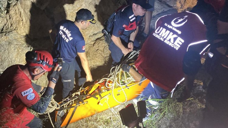 Kanyonda mahsur kaldı! 11 saatte kurtarıldı