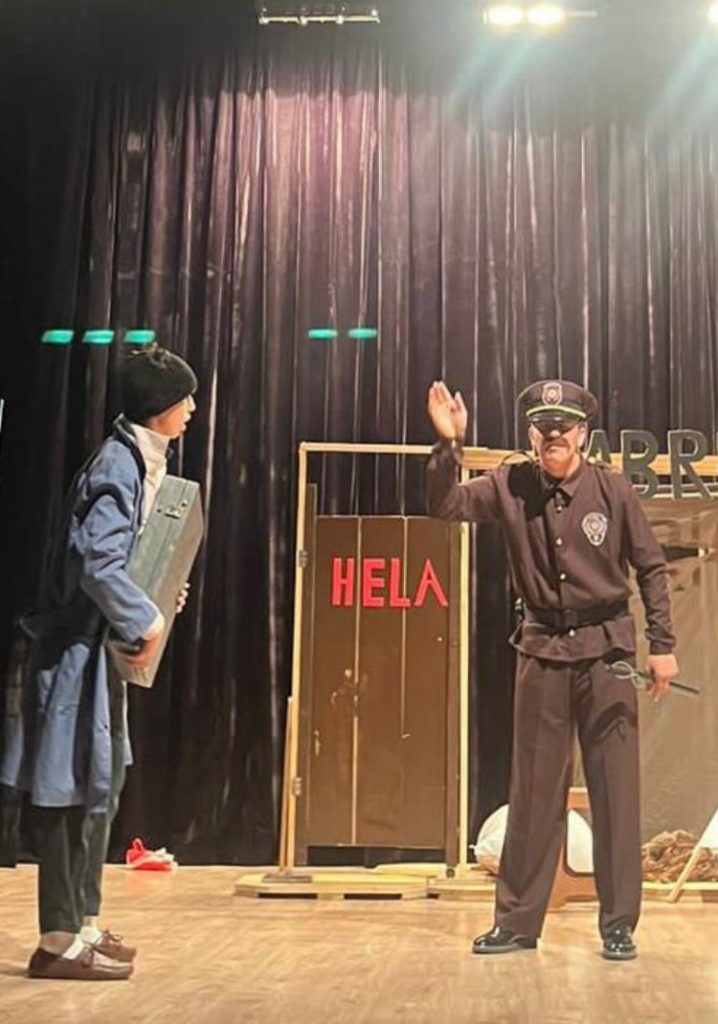 Öğrencilerin ‘Bekçi Murtaza’ oyunu büyük beğeni topladı