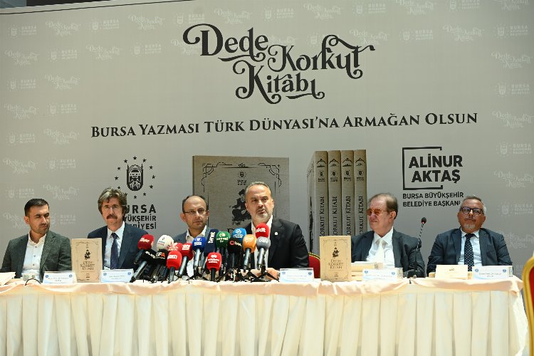 ‘Bursa Yazması’ ilim alemine armağan edildi