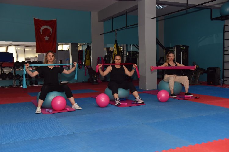 Bursa Yıldırım’da ‘kadın spor merkez’lerine yoğun ilgi