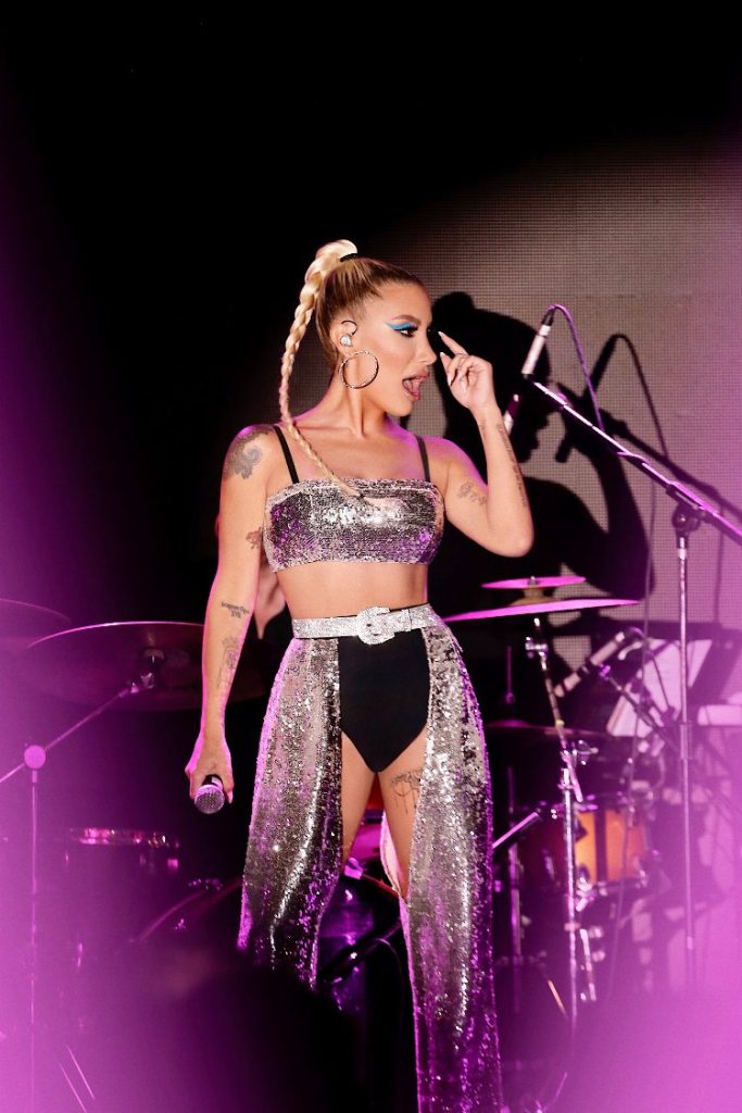 İrem Derici yapımcılığa başlıyor