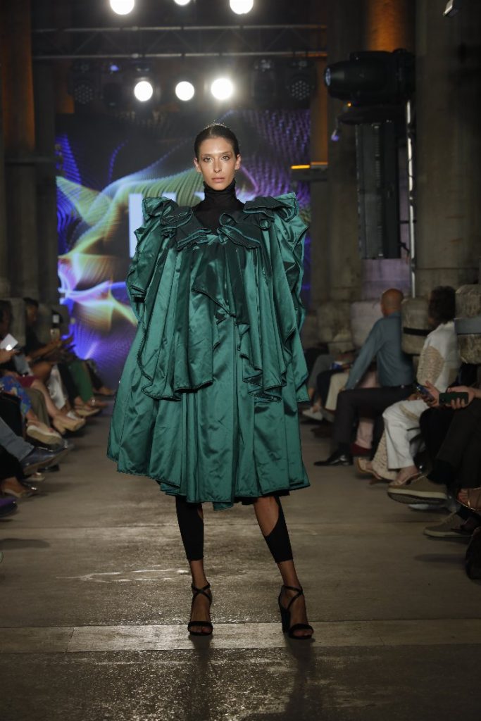 İstanbul’da mezuniyet defilesi büyüledi