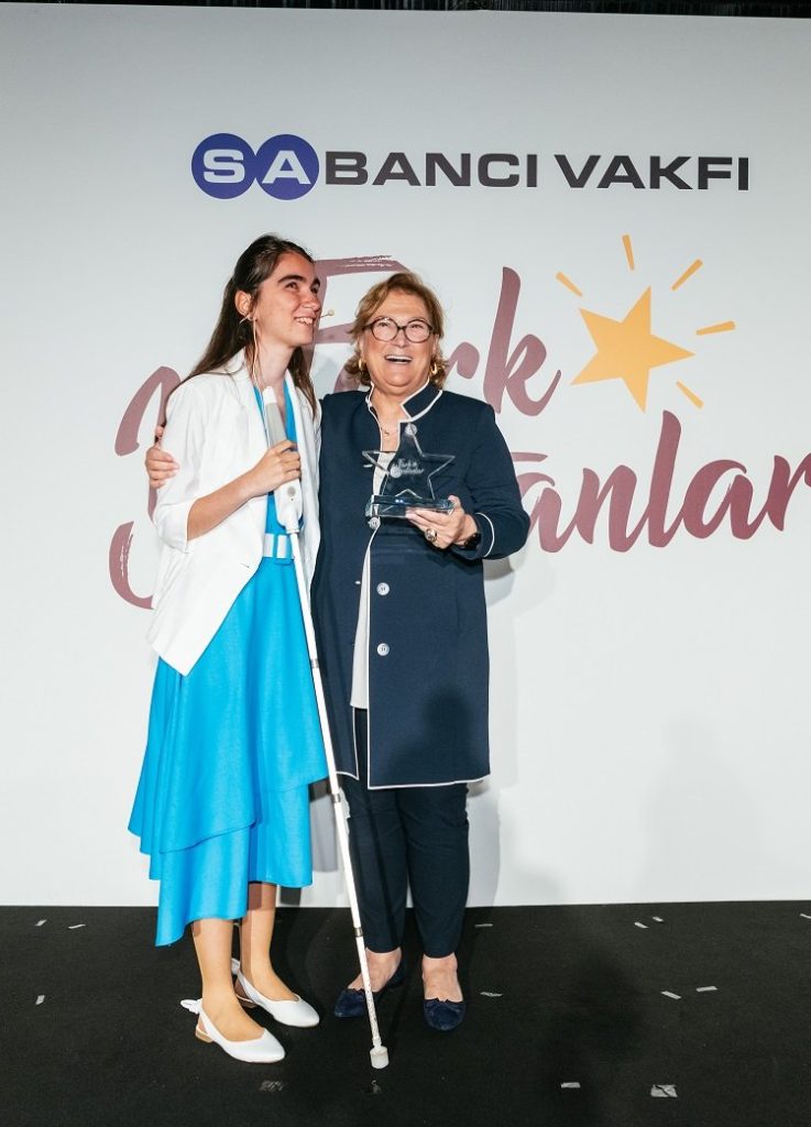 Zülal Tannur’dan görme engellilere büyük kolaylık