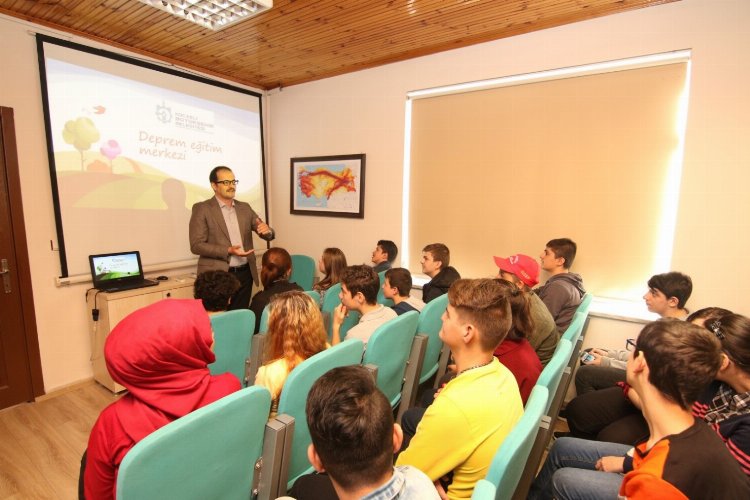 Büyükşehir’den deprem farkındalığı eğitimleri