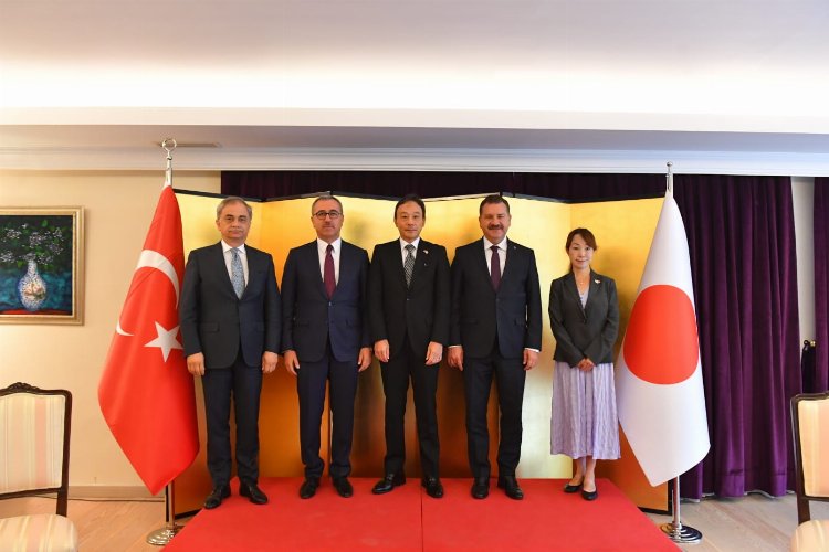 Depremsellikte umut Japonlarda