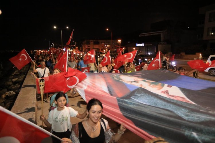 Güzelbahçe’de ‘Zafer’ korteji ve konseri