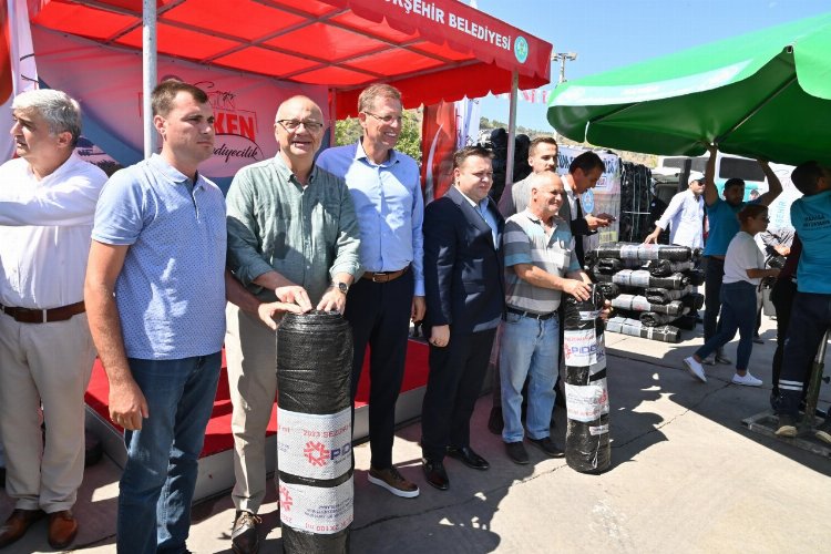 Üzüm üreticilerine sergi bezi desteği