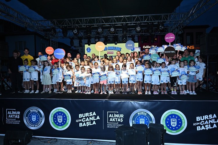Bursa’da yaz spor okullarına coşkulu veda