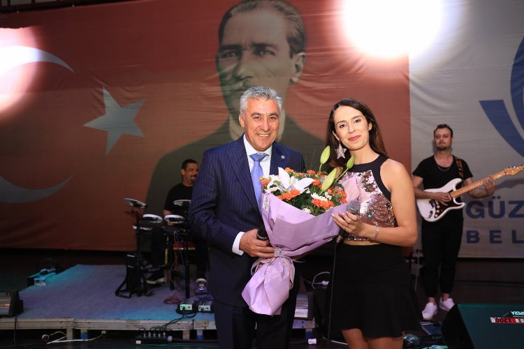 İzmir Güzelbahçe’de 101. yıl coşkusu