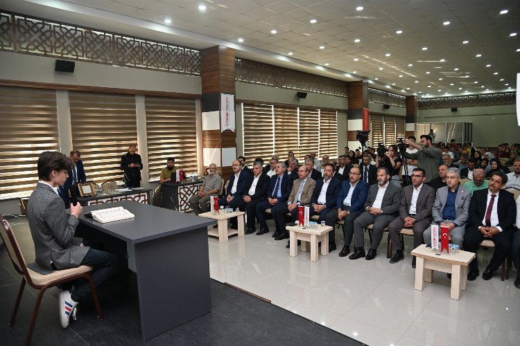 YKS ve LGS’de başarılı öğrenciler ödüllendirildi