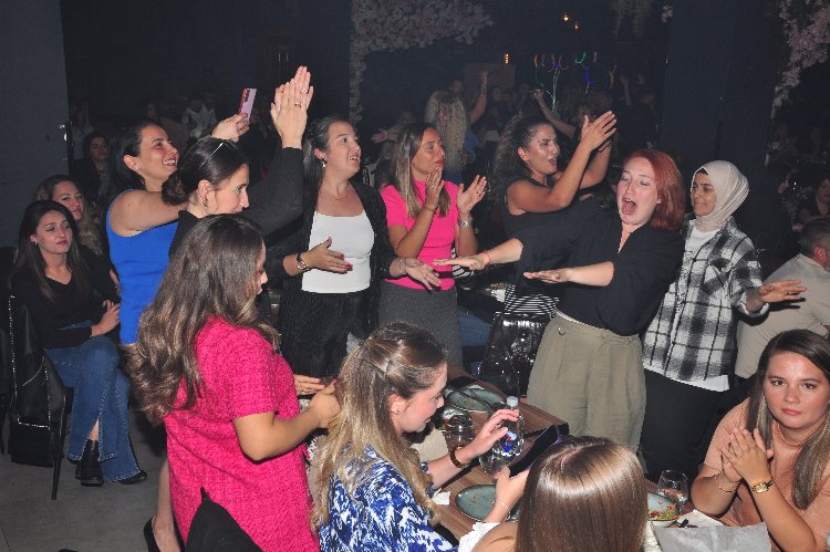 Bursalı sanatçılar Sefa bebeğe umut oldu