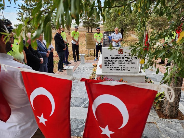 Görme engelliler farkındalıkiçin 100 kilometre pedalladı