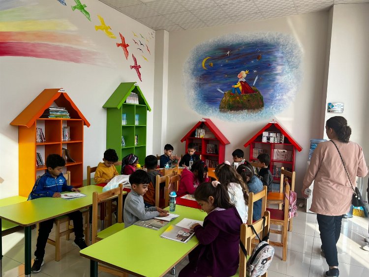 İZGİM öğrencileri ağırlıyor